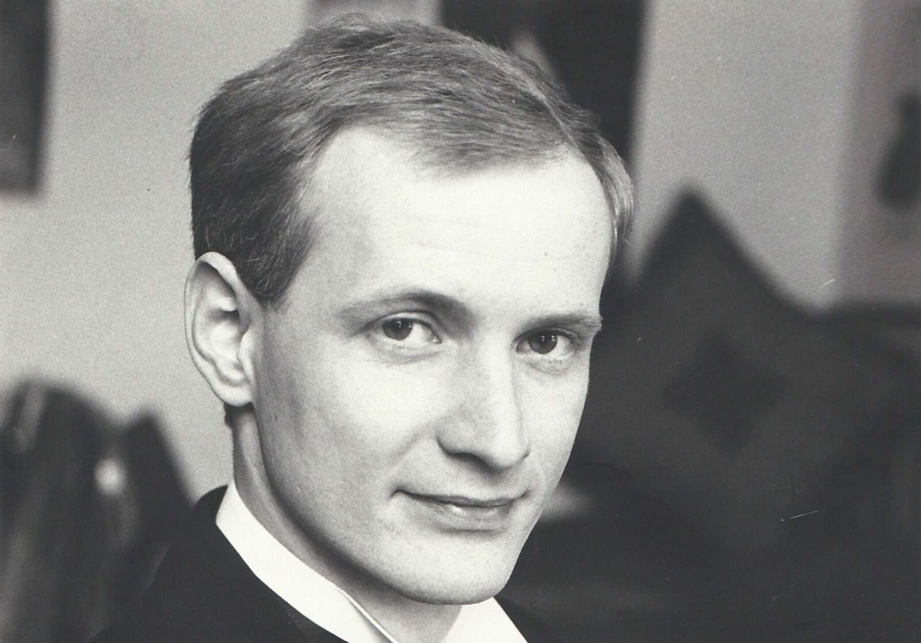 Arno Raunig is one of the best interpreters of arias by Mozart, Handel, Schubert, Gluck, and Farinelli. Opera singer, Countertenor, famous Sopranist, male soprano