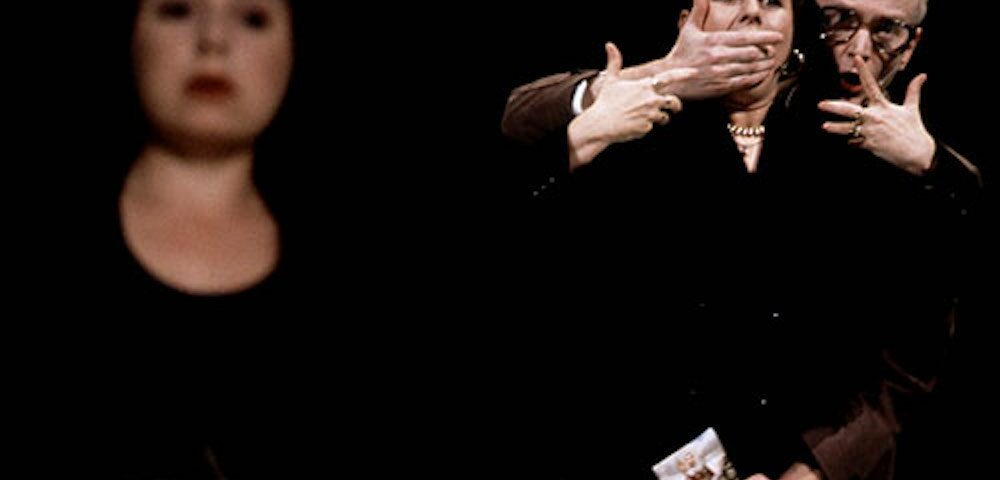 Arno Raunig as Sänger, Bernarda Albas Haus