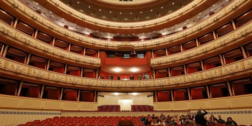Theater_ArnoRaunig