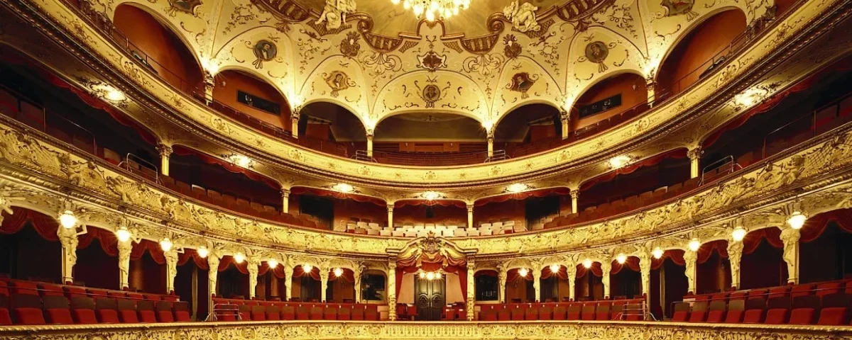 Theater_ArnoRaunig